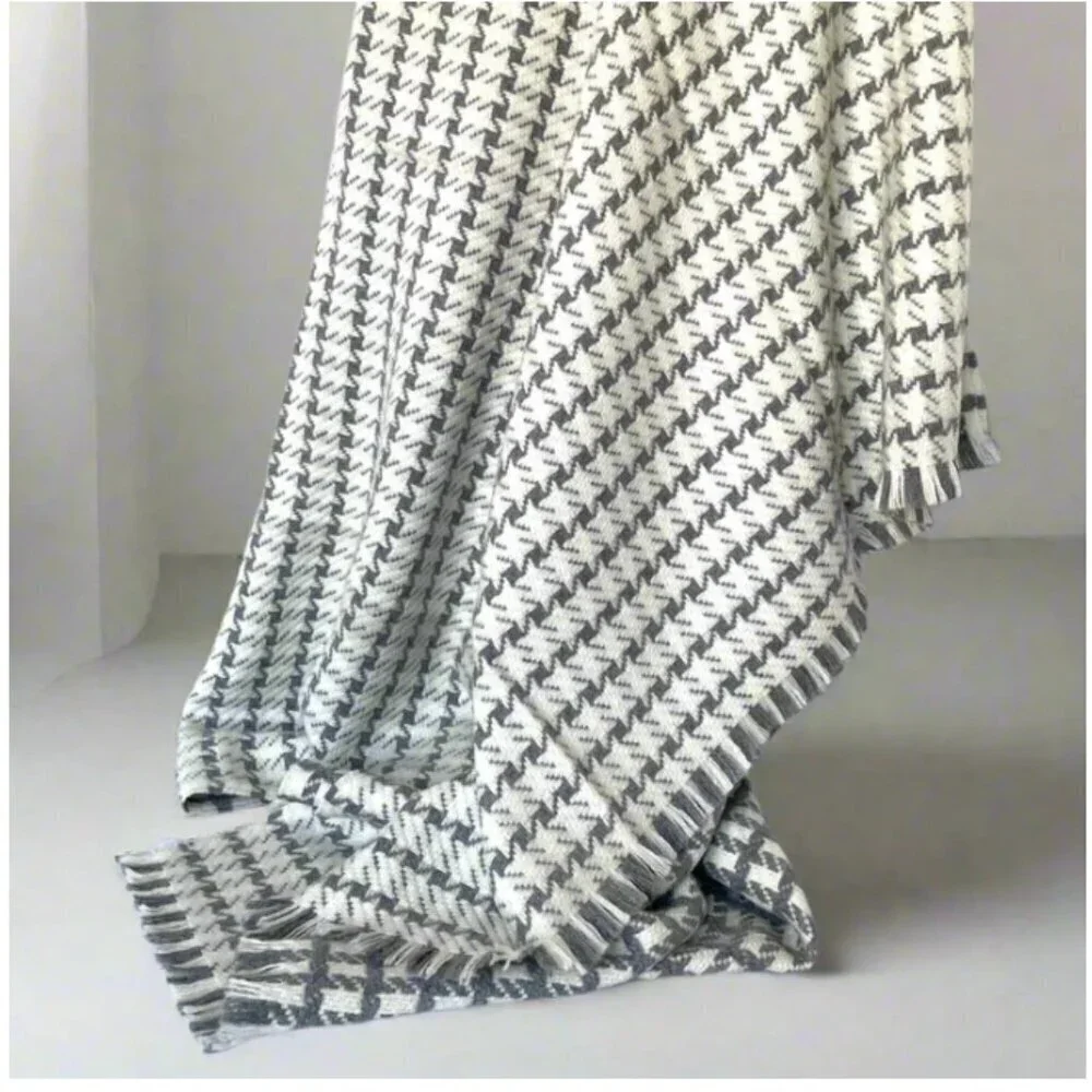 ARTZNL 100% Baby Alpaca Houndstooth Throw Blanket Large Soft Warm Luxury Gray